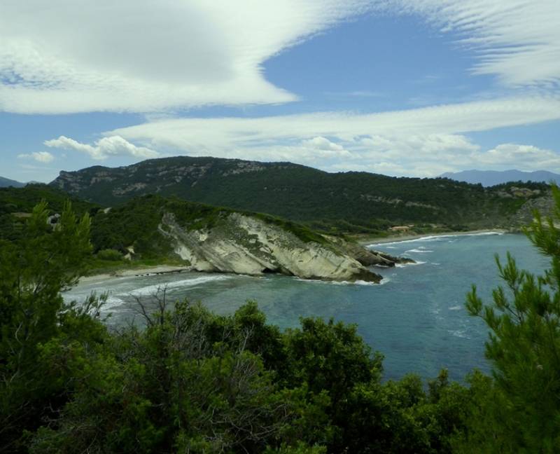 NAVIGUER AUTOUR DE HYERES