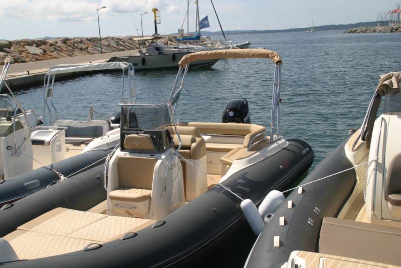 Location bateau semi-rigide BSC 70 SPORT LIMITED 