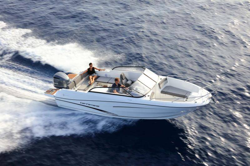LOCATION COQUE OPEN CAP CAMARAT 750 BOW RIDER HYERES VAR