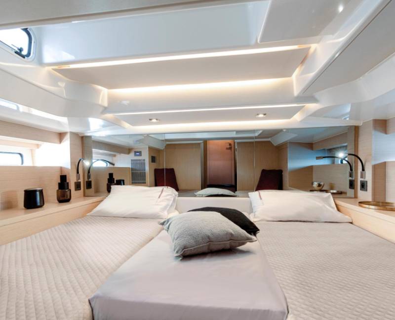 LOCATION VEDETTE DB 37 