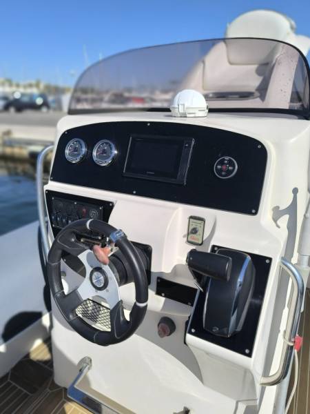 A vendre bateau semi rigide  BSC 85  - 350 cv Mercury à Hyères dans le Var