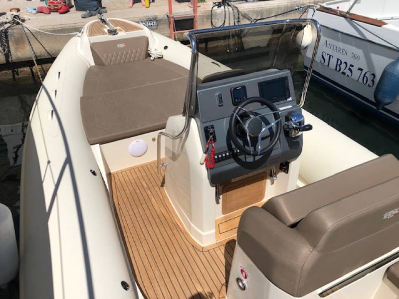 Location bateau semi-rigide  BSC 65 