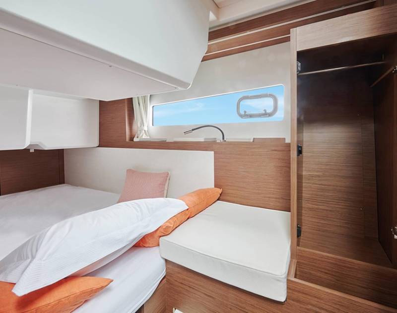 LOCATION SWIFT TRAWLER 41 (nouveauté 2023) HYERES VAR