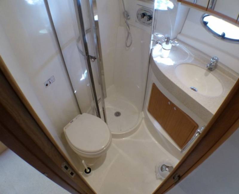 LOCATION VEDETTE RODMAN 41 FLY  