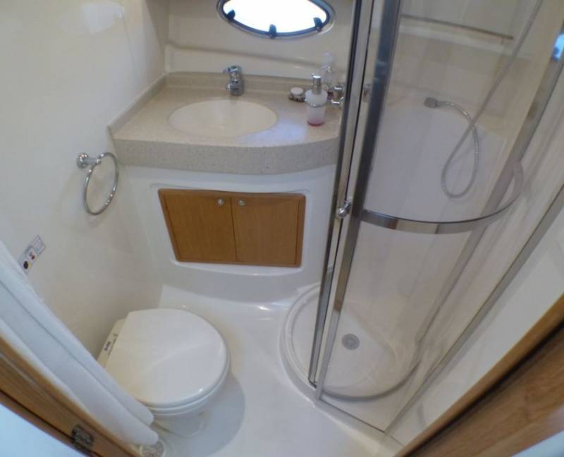 LOCATION VEDETTE RODMAN 41 FLY  