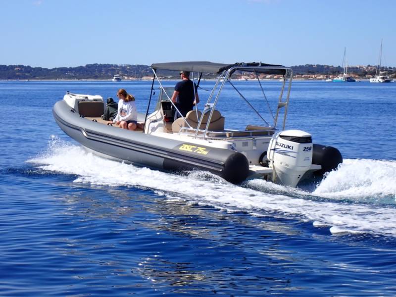 Location bateau semi-rigide BSC 75 CLASSIC 