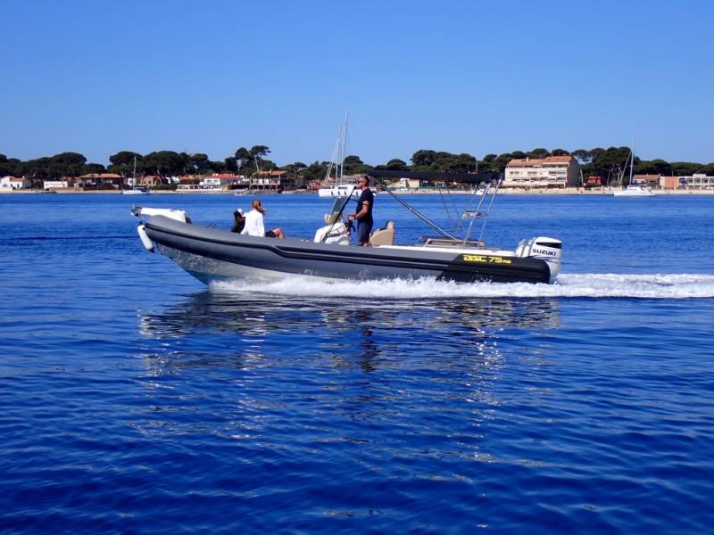 Location bateau semi-rigide BSC 75 CLASSIC 