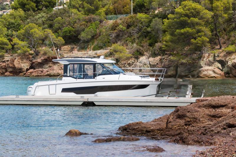 Location Coque-Open Merry Fisher 