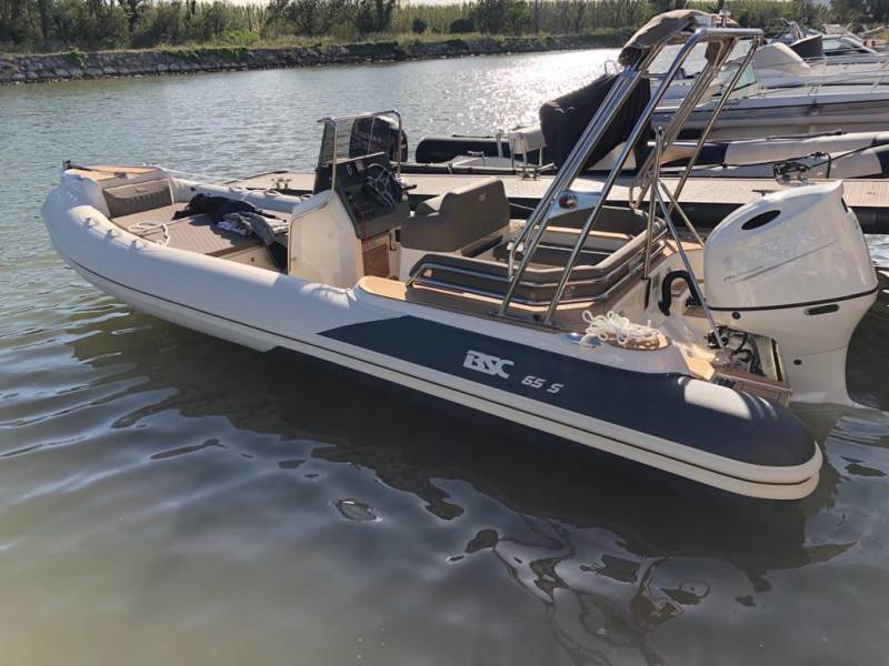 Location bateau semi-rigide  BSC 65 