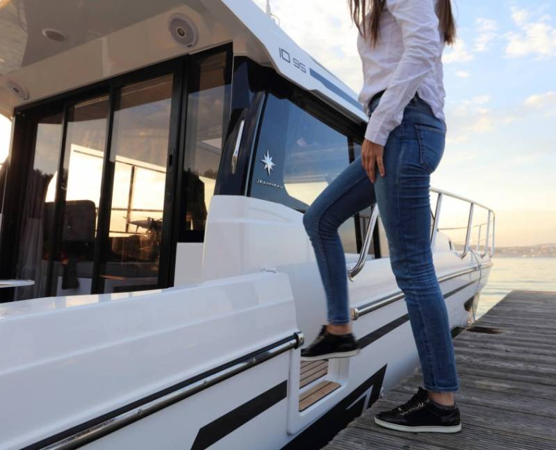 LOCATION VEDETTE MERRY FISHER 