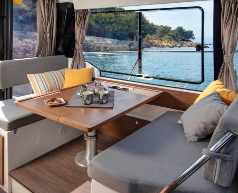 LOCATION VEDETTE MERRY FISHER 