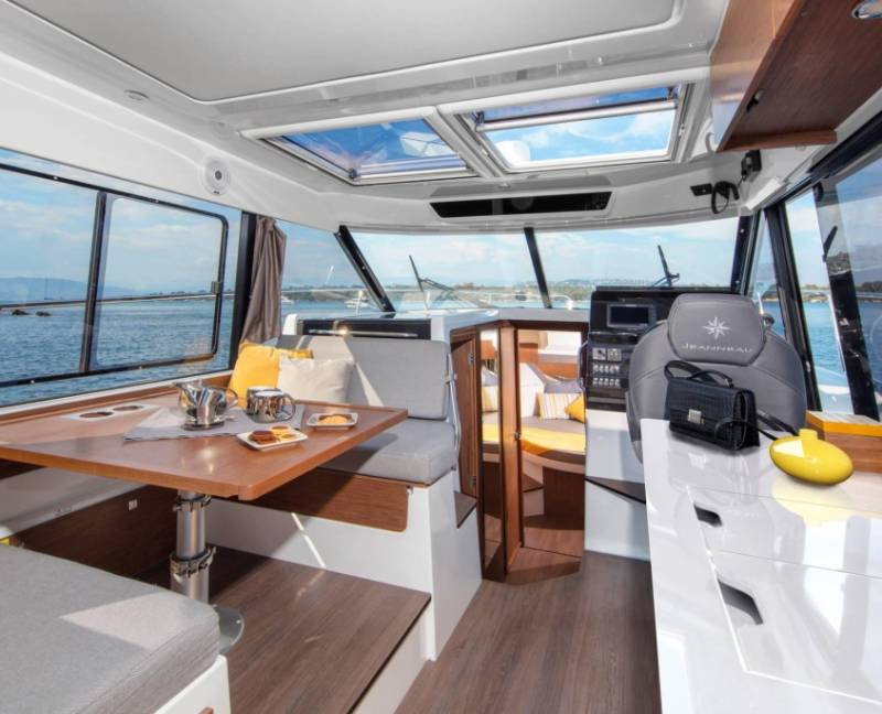 LOCATION VEDETTE MERRY FISHER 